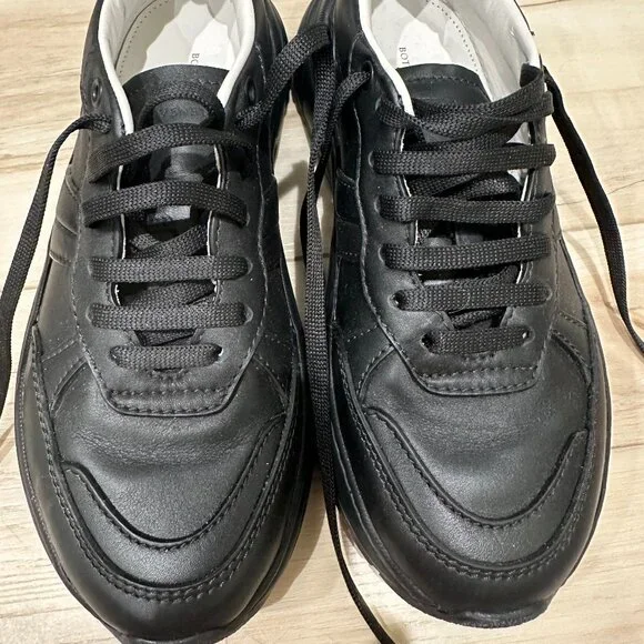 Bottega Veneta | Shoes | Bottega Veneta Low Top Black  display picture 1